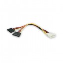 StarTech.com LP4 to 2 SATA Internal Power Splitter Cable Power adapter - 2 x 5 pin Serial ATA power