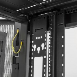 StarTech.com 25U Server Rack Cabinet - 37 in. Deep Enclosure